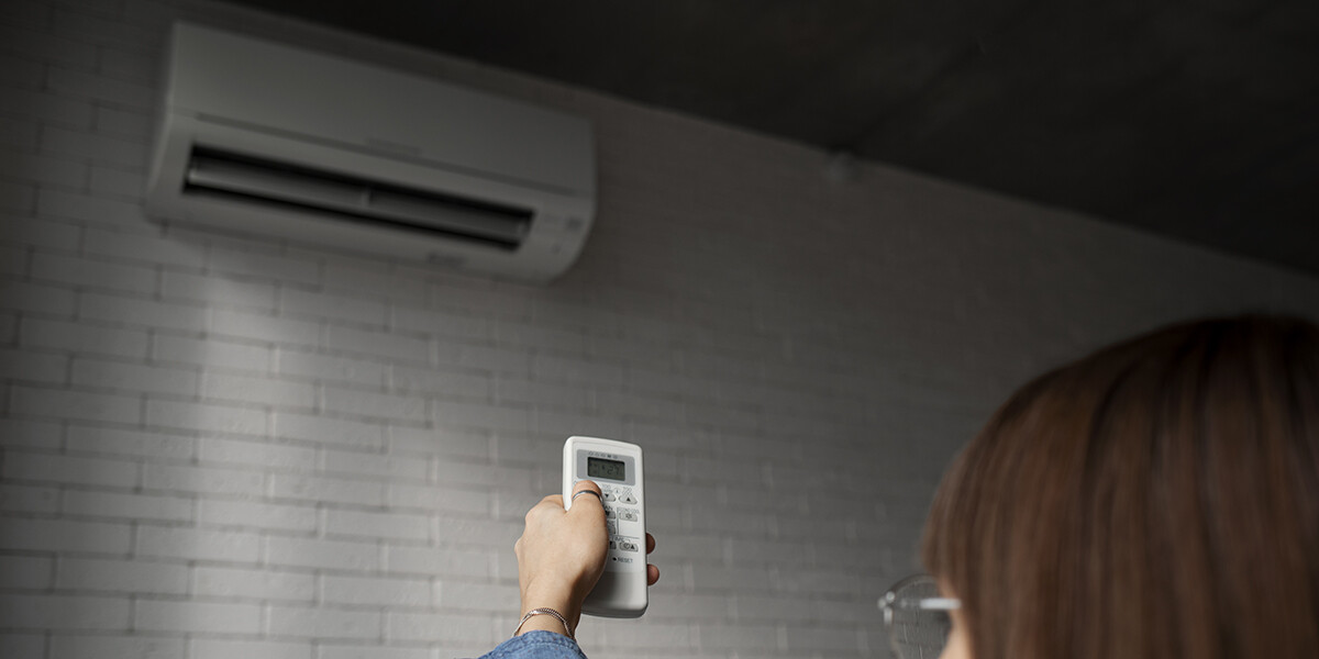 why does my air conditioner turn off by itself